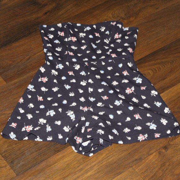 French Connection Floral Sleeveless Romper Size 0 - Picture 1 of 10